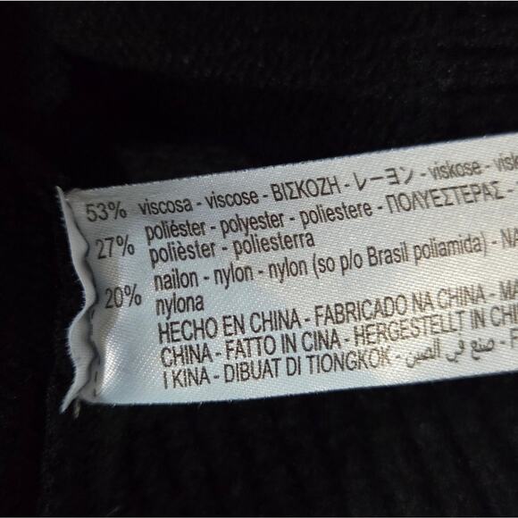 Zara Cropped Black Turtleneck Sweater - Picture 3 of 5